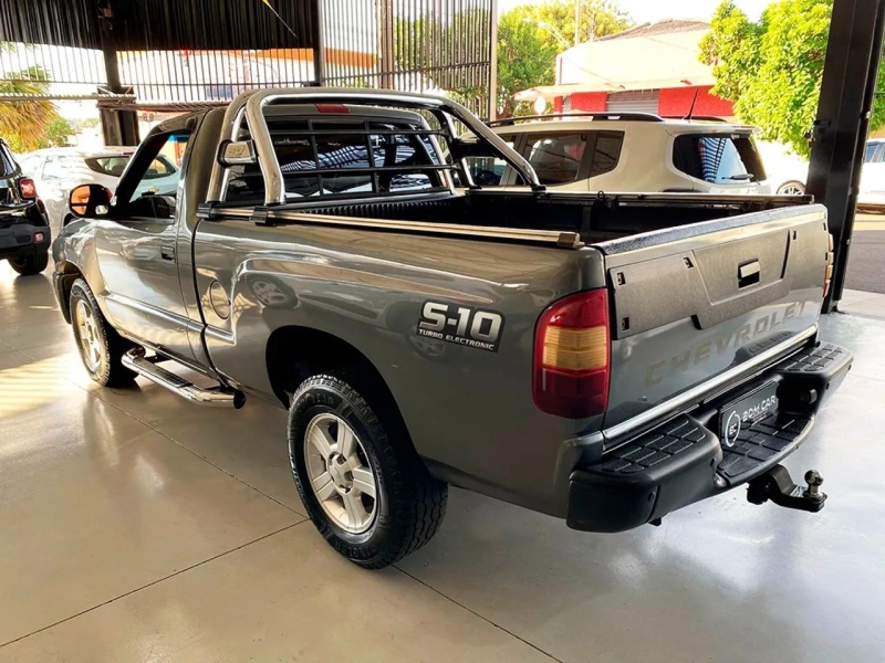 GM - Chevrolet S10 P-Up Colina 2.8 TDI 4x2/4x4 CS Dies.