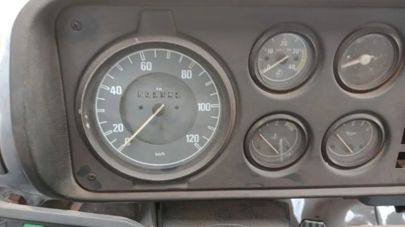 VOLKSWAGEN 6-90 2p (diesel)