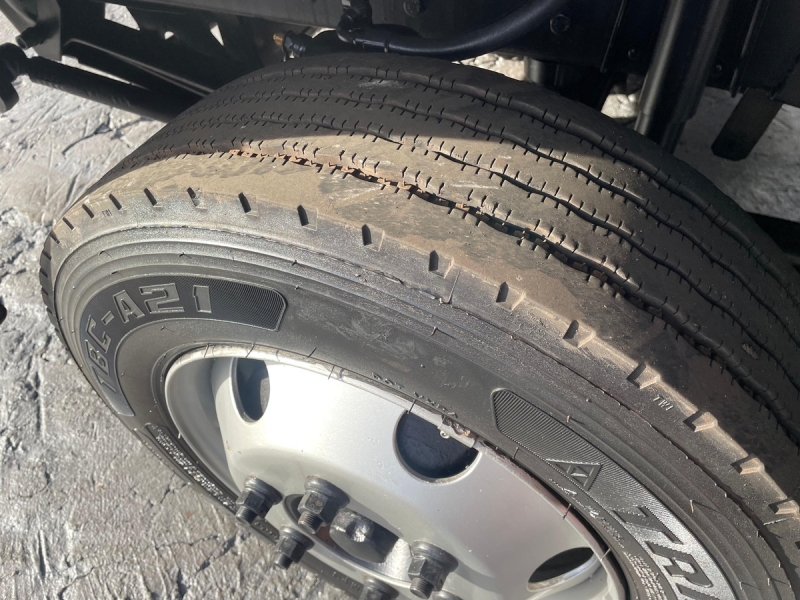 VOLKSWAGEN 8-150 E Delivery 2p (diesel)