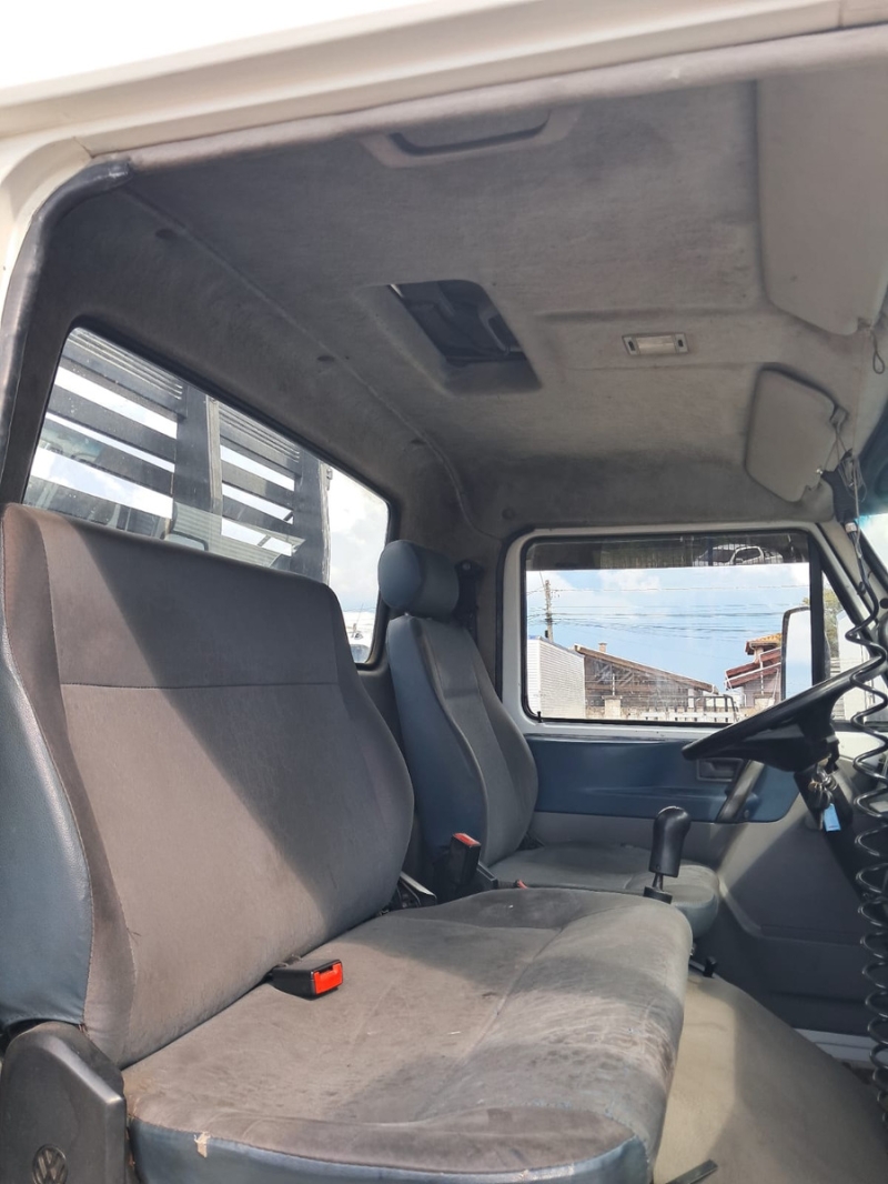 VOLKSWAGEN 9-150 E Delivery 2p (diesel)