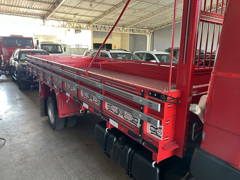 VOLKSWAGEN 8-150 E Delivery 2p (diesel)
