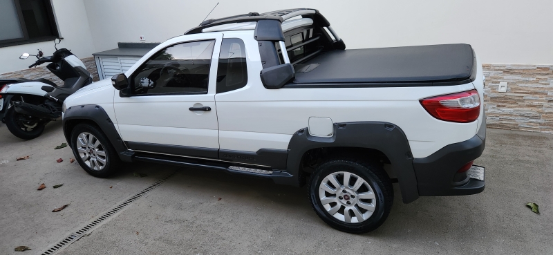 Fiat Strada Adv.1.8 16V  LOCKER Dual. Flex CE