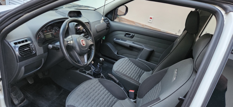Fiat Strada Adv.1.8 16V  LOCKER Dual. Flex CE