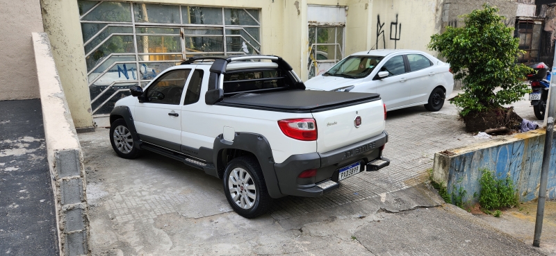 Fiat Strada Adv.1.8 16V  LOCKER Dual. Flex CE