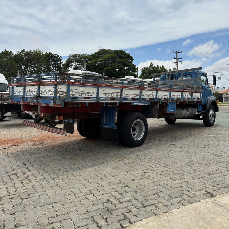 MERCEDES-BENZ L-1113 2p (diesel)