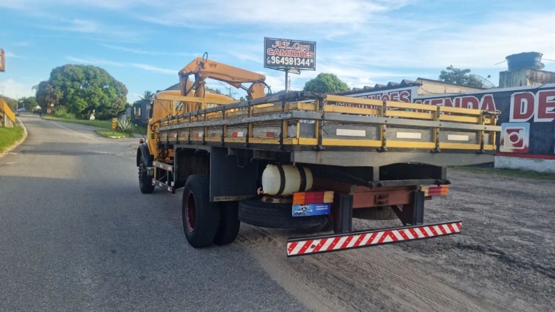 MERCEDES-BENZ L-1113 2p (diesel)