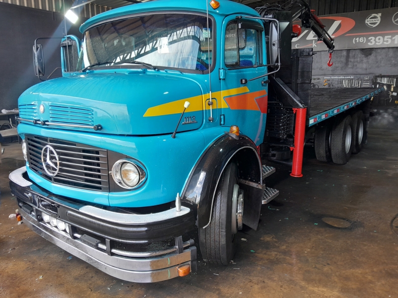 MERCEDES-BENZ L-1113 3-Eixos 2p (diesel)