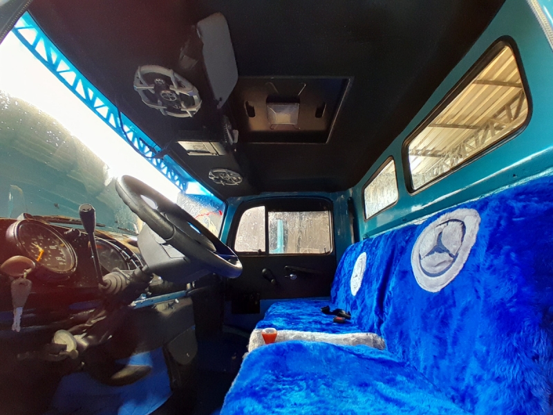 MERCEDES-BENZ L-1113 3-Eixos 2p (diesel)