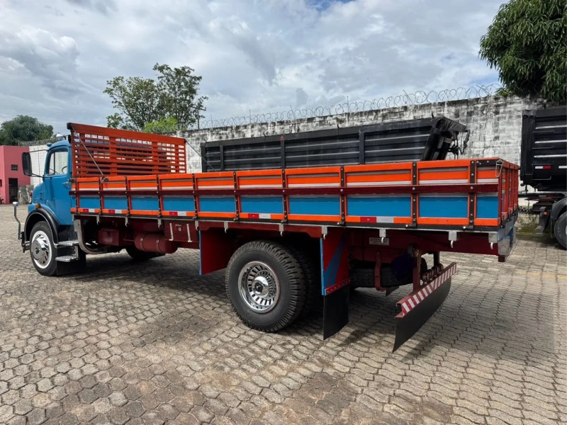 MERCEDES-BENZ L-1113 2p (diesel)