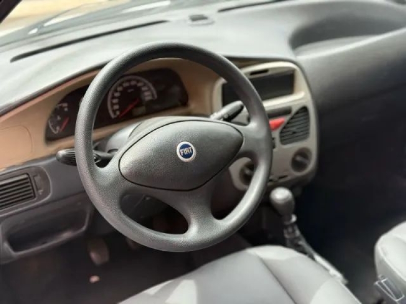 Fiat Strada Trekking 1.6 16V Flex CE