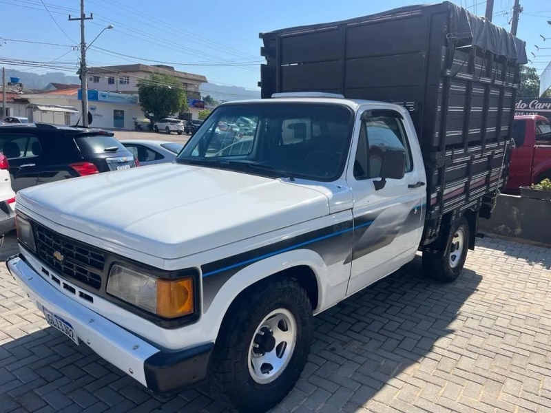 GM - Chevrolet D-20 S / Luxe 3.9/4.0 T.Diesel