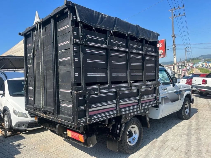 GM - Chevrolet D-20 S / Luxe 3.9/4.0 T.Diesel