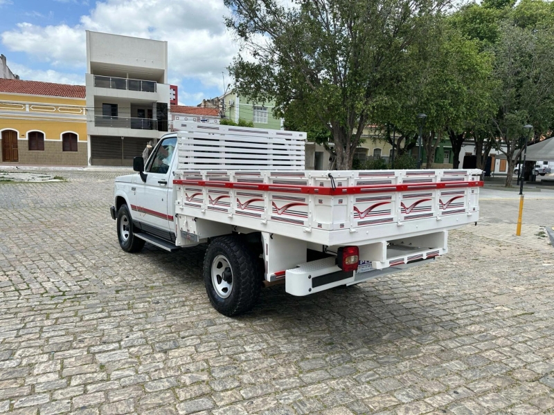 GM - Chevrolet D-20 4.0 Champ/Conquest/El Caminho Dies.