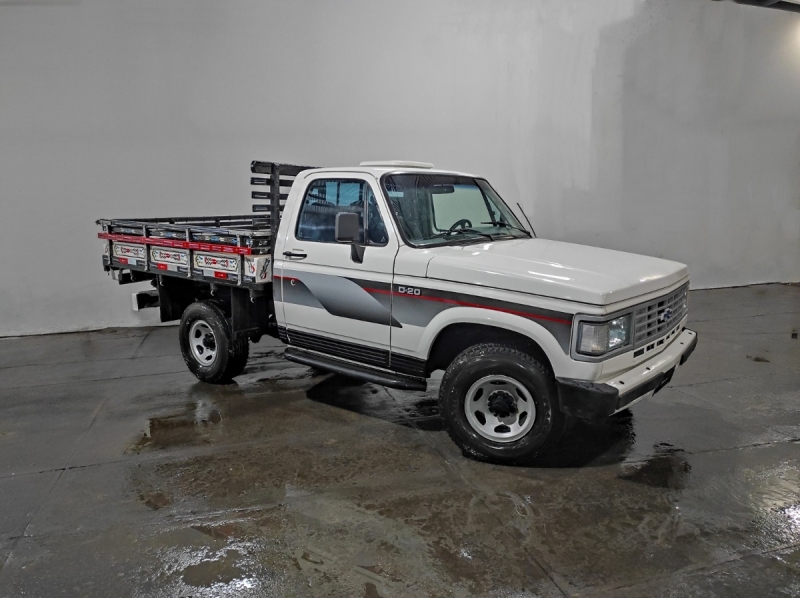 GM - Chevrolet D-20 S / Luxe 3.9/4.0 T.Diesel