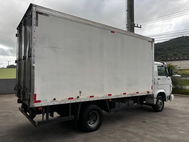 VOLKSWAGEN 8-150/8-150 E Worker 2p (diesel)