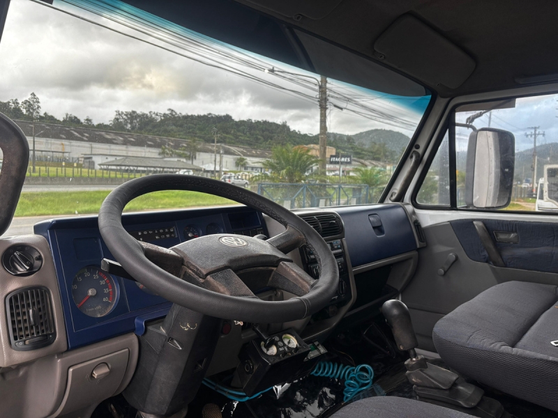 VOLKSWAGEN 8-150/8-150 E Worker 2p (diesel)