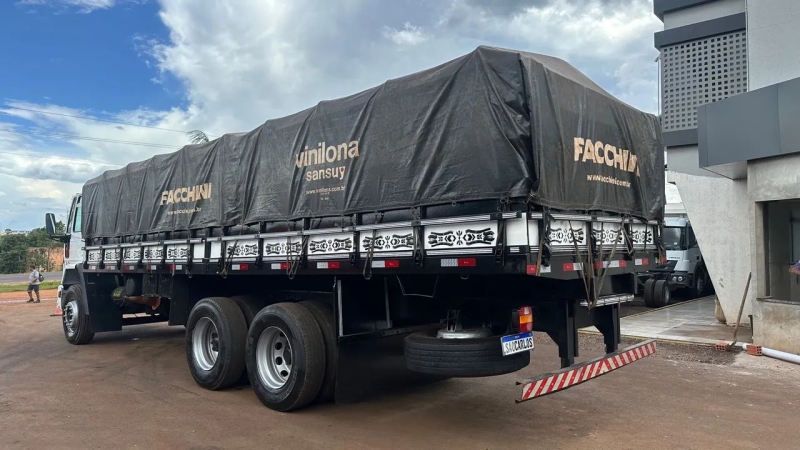 FORD CARGO 1622 T 3-Eixos 2p (diesel)