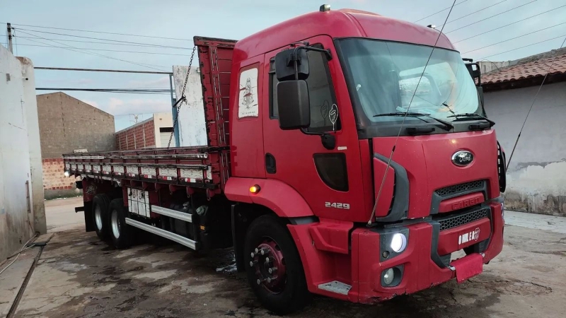 FORD CARGO 2429 E 6x2 Turbo 2p (diesel)(E5)