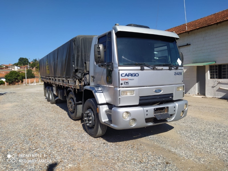 FORD CARGO 2428 E T 8x2 2p (diesel)