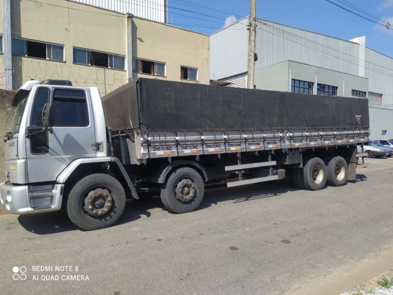 FORD CARGO 2428 E T 8x2 2p (diesel)