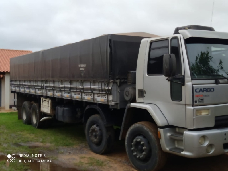 FORD CARGO 2428 E T 8x2 2p (diesel)