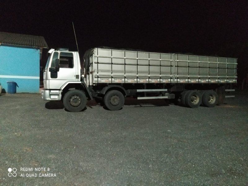 FORD CARGO 2428 E T 8x2 2p (diesel)