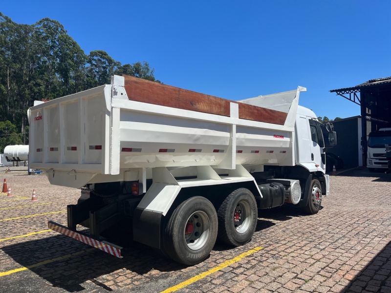 FORD CARGO 2429 E 6x2 Turbo 2p (diesel)(E5)