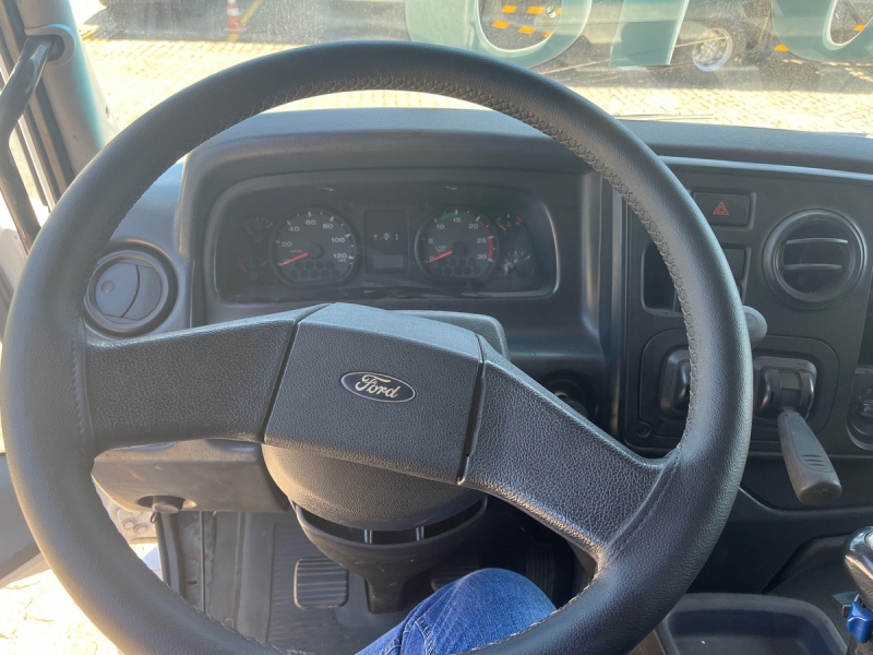 FORD CARGO 2429 E 6x2 Turbo 2p (diesel)(E5)