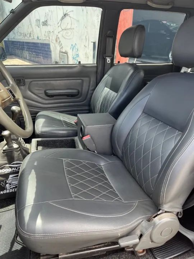 Mazda B-2500 Pick-Up CD 4x4 2.5 Diesel