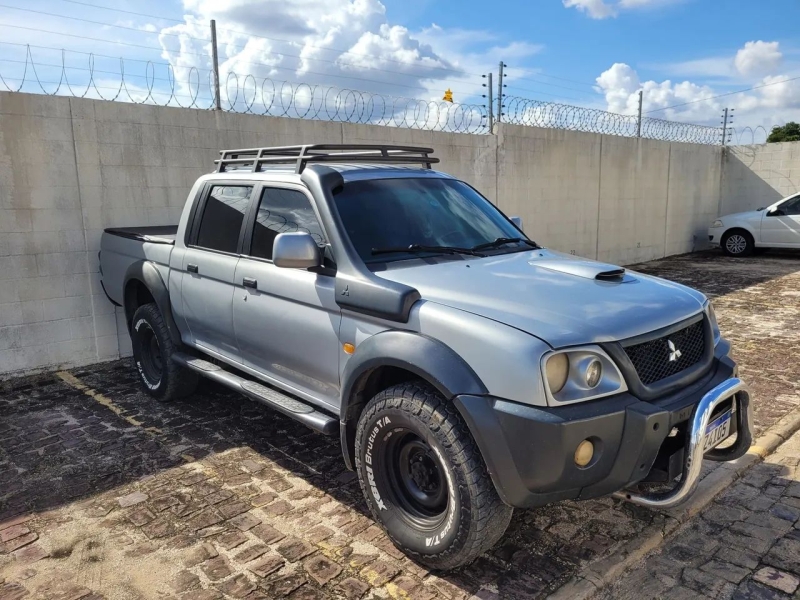 Mitsubishi L200 Savana 2.5 4x4 121cv CD DTI  Dies.