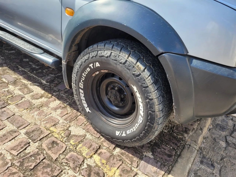 Mitsubishi L200 Savana 2.5 4x4 121cv CD DTI  Dies.