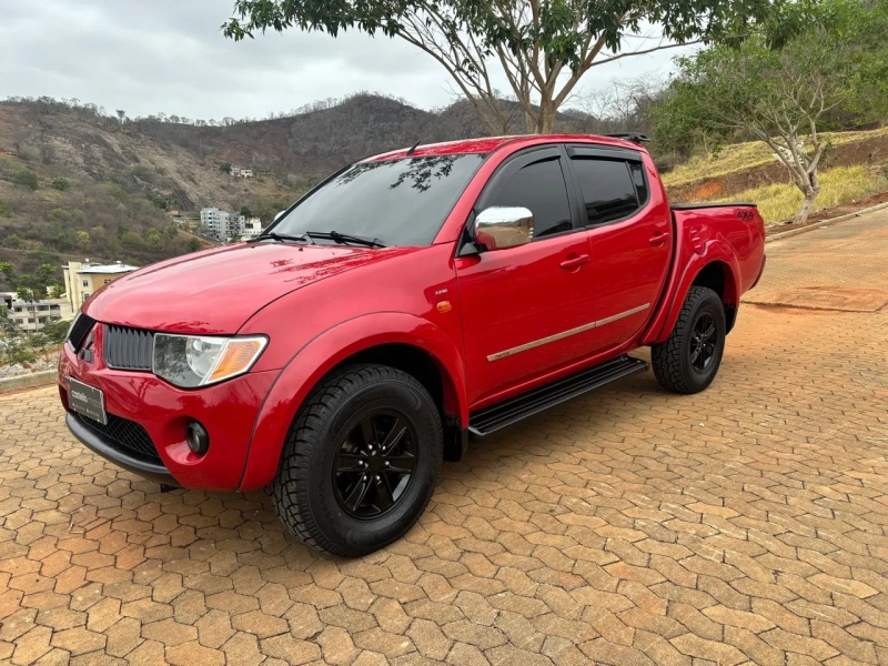Mitsubishi L200 Triton HPE 3.2 CD TB Int.Diesel Aut