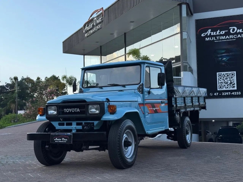 Toyota Band.Picape Chassi Longo Diesel