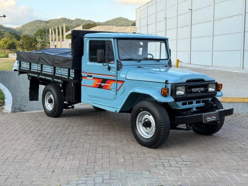 Toyota Band.Picape Chassi Longo Diesel
