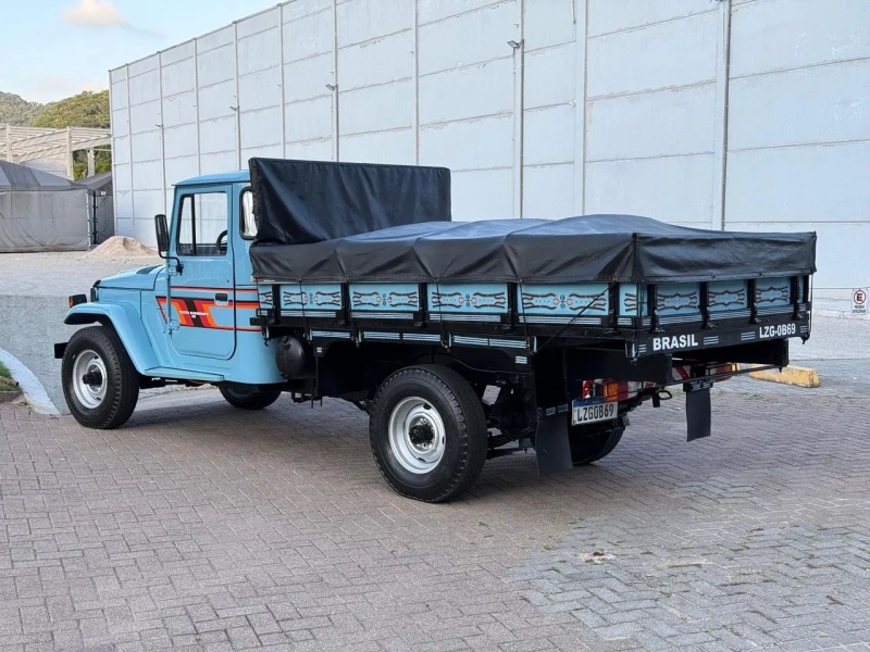 Toyota Band.Picape Chassi Longo Diesel