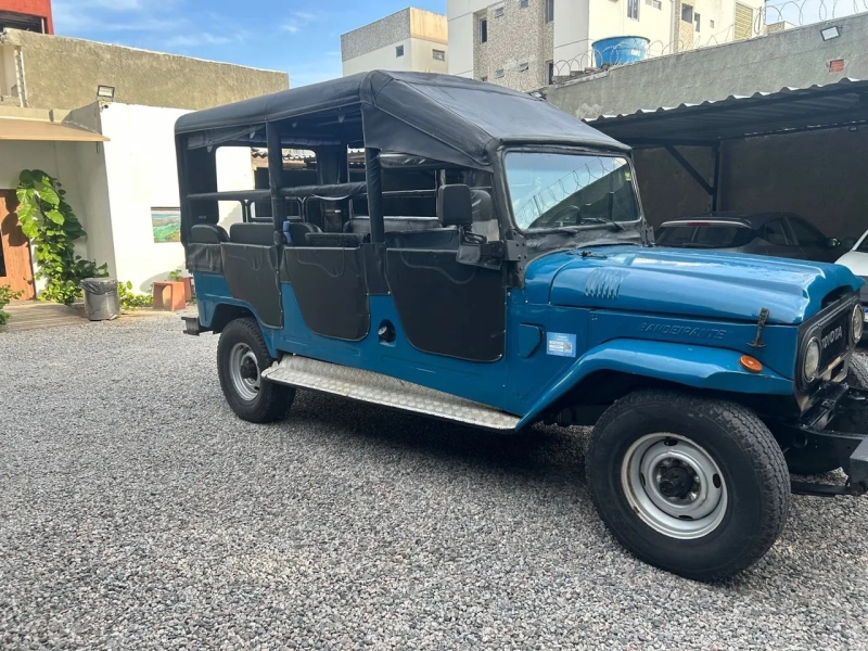 Toyota Band.Jipe Capota de Lona Diesel