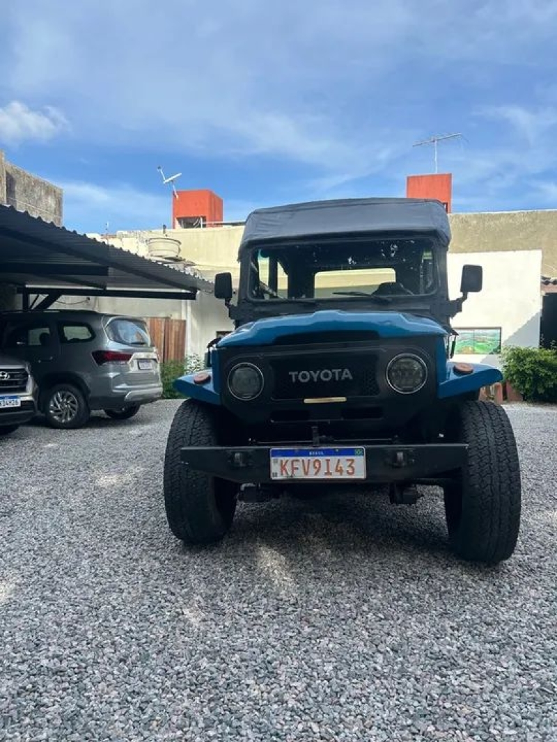 Toyota Band.Jipe Capota de Lona Diesel