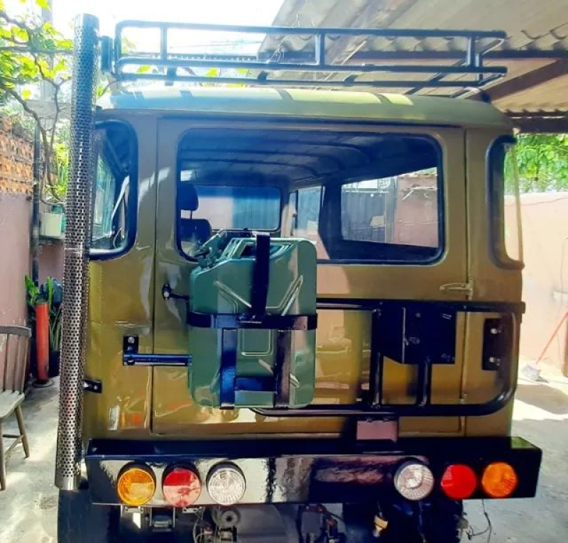 Toyota Band.Jipe Cap.de Aço Chas. Longo Diesel
