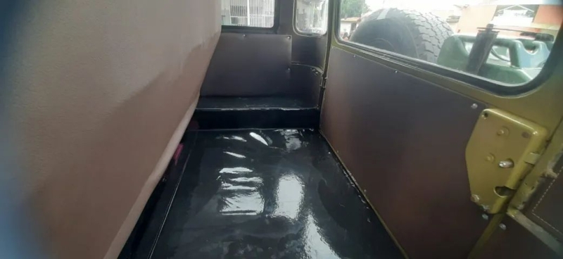 Toyota Band.Jipe Cap.de Aço Chas. Longo Diesel