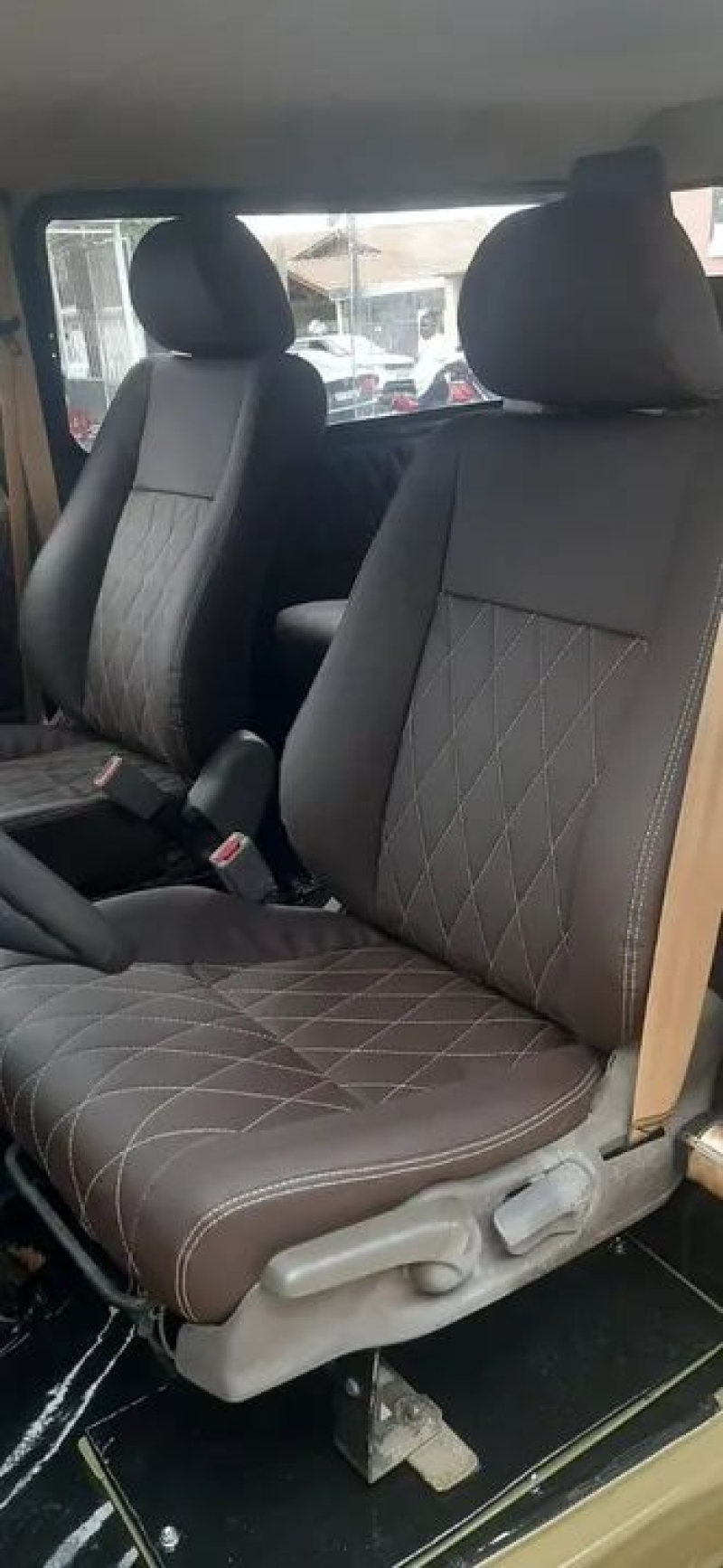 Toyota Band.Jipe Cap.de Aço Chas. Longo Diesel