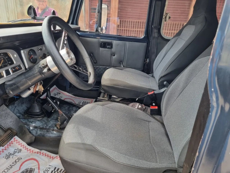 Toyota Band.Jipe Cap.de Aço Chas. Longo Diesel