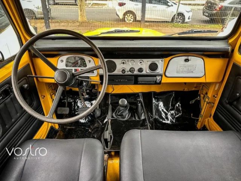 Toyota Band.Jipe Cap.de Aço Chas. Curto Diesel