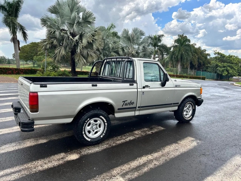 Ford F-1000 S. S. Diesel / S.S. Diesel Turbo