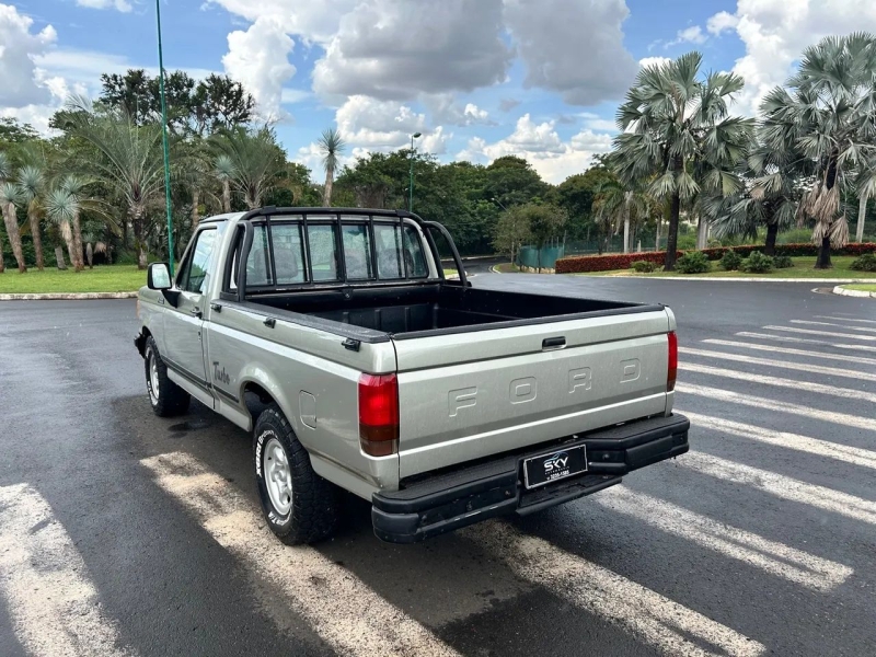 Ford F-1000 S. S. Diesel / S.S. Diesel Turbo