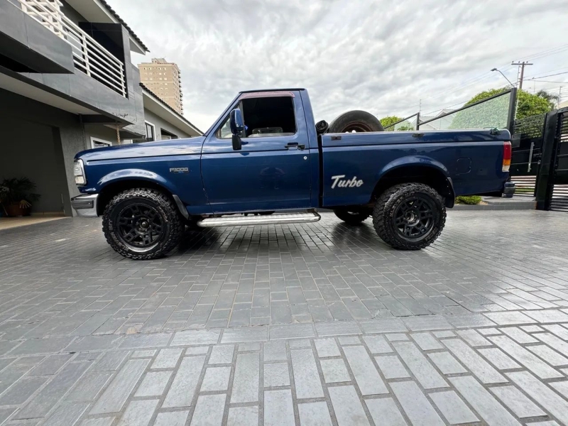 Ford F-1000 XL 2.5 HSD Diesel TB