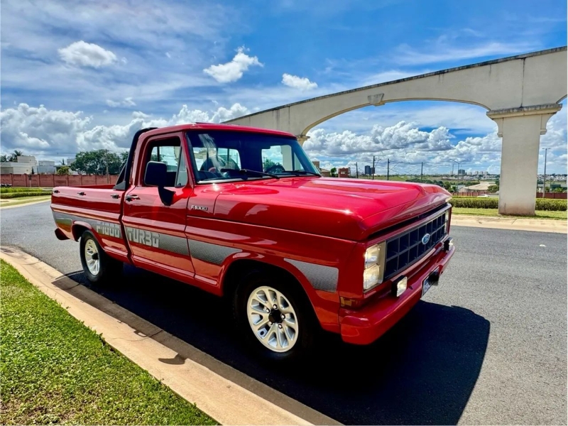 Ford F-1000 S. S. Diesel / S.S. Diesel Turbo
