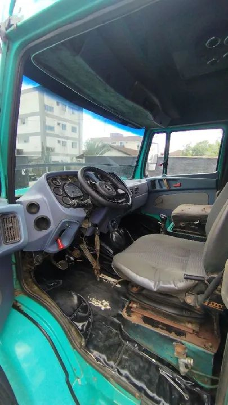 MERCEDES-BENZ L-1620 3-Eixos 2p (diesel)