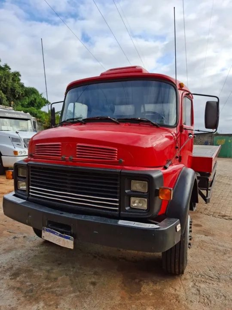 MERCEDES-BENZ L-1513 3-Eixos 2p (diesel)
