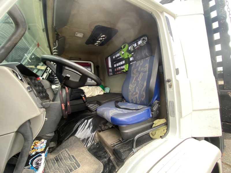 VOLKSWAGEN 24-220/24-220 Worker T 3-Eixos 2p (die.)