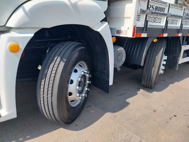 VOLKSWAGEN 19-330 E Constellation 2p (diesel)(E5)